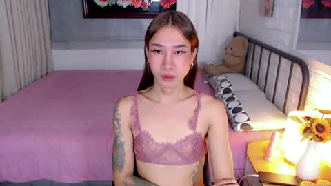 Chloe online show from November 28, 9:17 pm