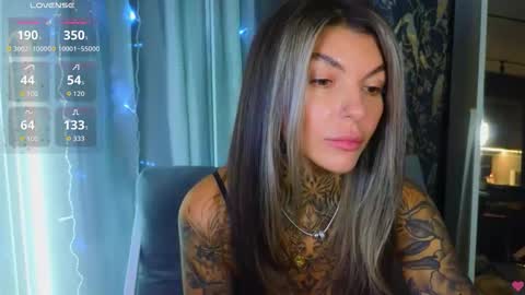 Anna online show from November 17, 7:36 am