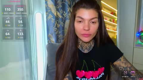 Anna online show from April 4, 10:24 am