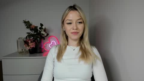 Cindy online show from December 30, 9:27 am