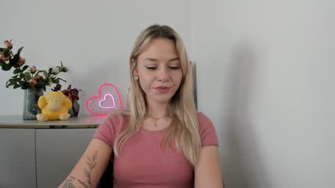 Cindy online show from February 4, 12:33 pm