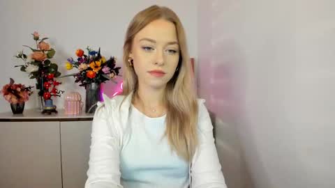 Cindy online show from November 6, 6:36 am