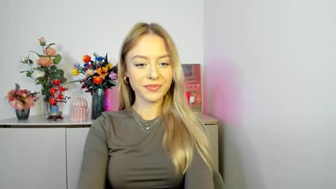 Cindy online show from November 11, 6:35 am