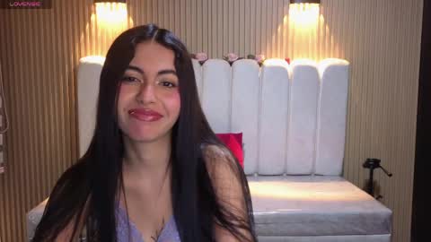 Snapshot of perla_lovely chatting on April 18, 12:09 pm perla_lovely online show from April 18, 12:09 pm
