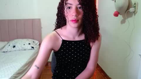 perlaweb_09 online show from November 13, 7:57 pm