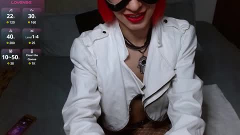 persefone_fire online show from January 1, 10:56 pm