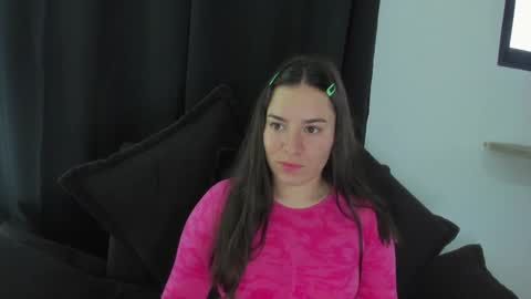 Marie online show from December 17, 11:49 am