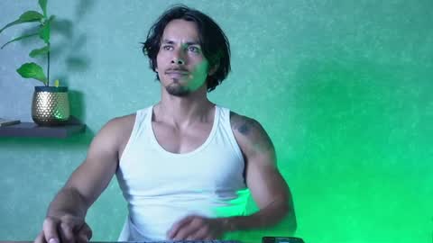 Snapshot of perseoo_88 chatting on June 3, 7:08 pm andres online show from June 3, 7:08 pm