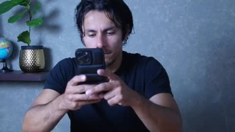 Snapshot of perseoo_88 chatting on June 17, 6:09 pm andres online show from June 17, 6:09 pm