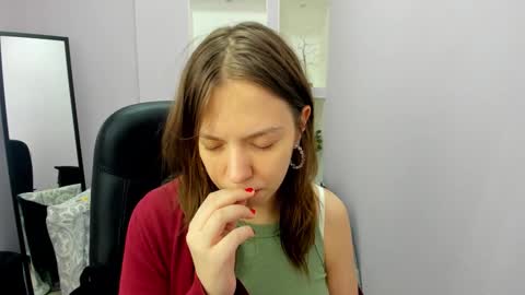 horror flying on the wings of the night.... online show from February 22, 6:02 am