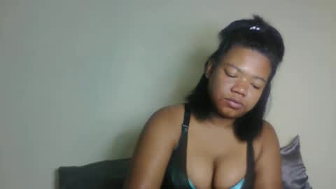 Snapshot of perversah chatting on April 16, 9:39 pm Perversah online show from April 16, 9:39 pm