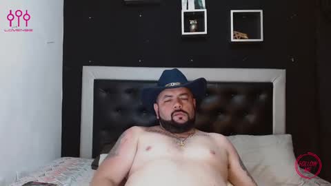 Carlos online show from February 28, 11:45 pm