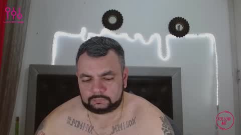 Carlos online show from September 15, 7:03 pm