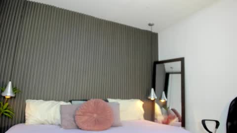 Lizza online show from March 27, 11:32 am