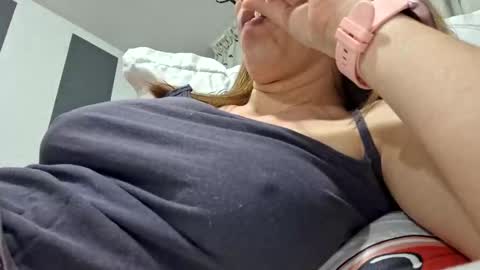 Lisa -  online show from February 25, 6:20 pm