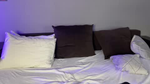 petalpage online show from November 19, 2:00 am