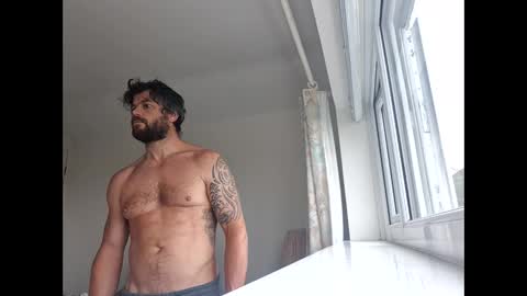 Snapshot of pete_le_meat chatting on May 3, 7:58 am pete_le_meat online show from May 3, 7:58 am