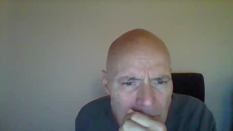 Snapshot of peter19599 chatting on September 17, 10:00 pm peter19599 online show from September 17, 10:00 pm