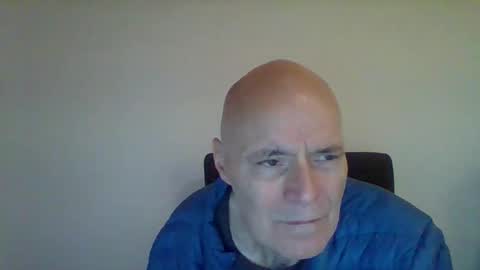 Snapshot of peter19599 chatting on October 11, 9:02 pm peter19599 online show from October 11, 9:02 pm