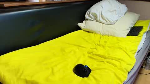 peter196888 online show from March 30, 2:34 am