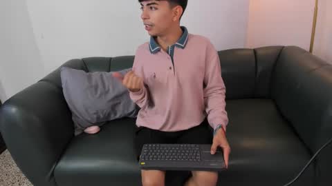 Peter online show from November 25, 6:30 pm