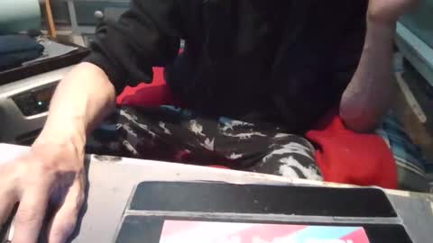 Snapshot of peter_on_kik chatting on April 12, 4:39 am make me cum in pvt dutch german daddy c2c bigcock online show from April 12, 4:39 am