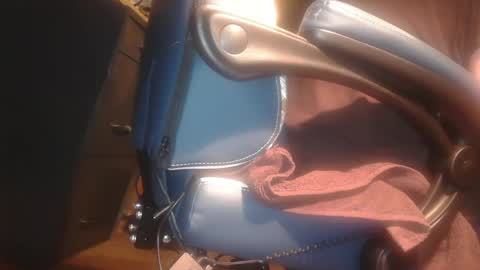 Snapshot of peterinohio57 chatting on December 13, 12:17 pm peterinohio57 online show from December 13, 12:17 pm