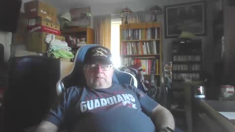 Snapshot of peterinohio57 chatting on December 21, 5:18 pm peterinohio57 online show from December 21, 5:18 pm