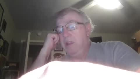 Snapshot of peterinohio57 chatting on February 13, 12:54 pm peterinohio57 online show from February 13, 12:54 pm