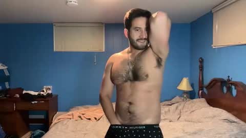 peteypete204 online show from December 2, 11:59 am