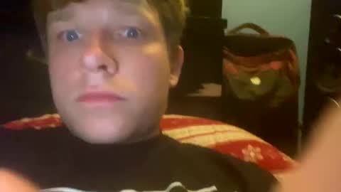 peteypie99 online show from January 14, 2:23 pm