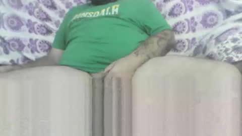 Snapshot of petit1985 chatting on October 6, 1:36 am Francescco online show from October 6, 1:36 am