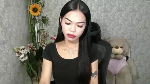 angel online show from March 10, 10:15 am