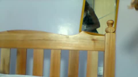 Snapshot of petite_ariana chatting on February 10, 7:40 pm ariana online show from February 10, 7:40 pm