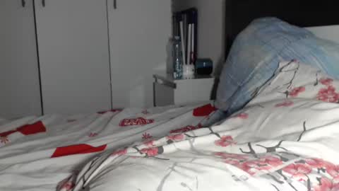 Snapshot of petite_danielle chatting on July 8, 11:20 pm petite_danielle online show from July 8, 11:20 pm