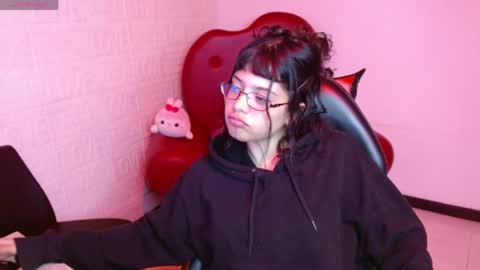 Melody online show from April 14, 2:34 pm