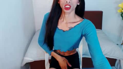 angela online show from April 8, 3:28 am