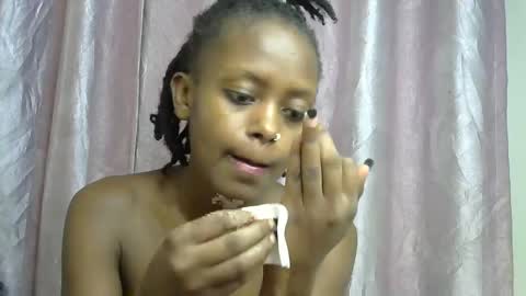 petite_star2 online show from December 20, 5:03 am