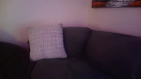 Snapshot of petite_treat_ chatting on August 4, 1:53 am petite treat online show from August 4, 1:53 am