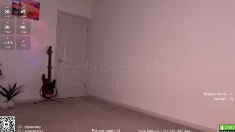 PiperAvery online show from November 15, 1:03 am