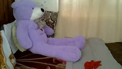 Caramel online show from November 30, 1:26 pm