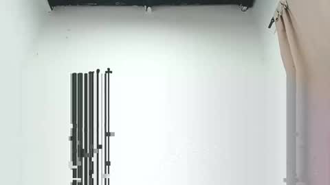 danna online show from March 11, 4:54 am