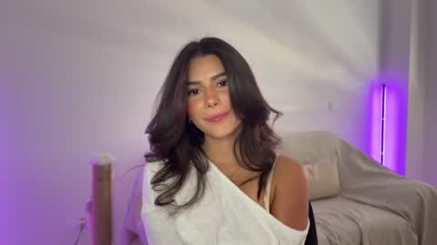 Snapshot of petitenicolex chatting on July 22, 2:09 pm Nicolee online show from July 22, 2:09 pm