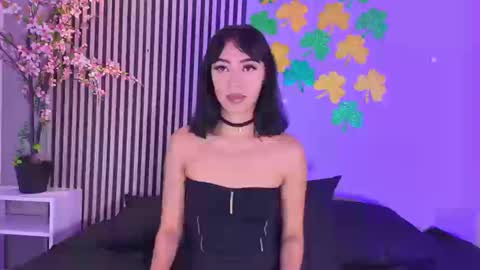 Peyton Louise online show from March 25, 1:06 pm