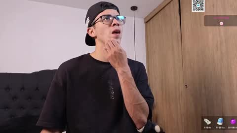 phantom_bigger1 online show from January 10, 3:16 pm