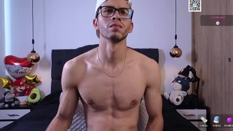 phantom_bigger1 online show from January 21, 3:10 pm