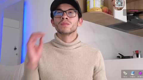 phantom_bigger1 online show from February 20, 2:35 pm