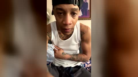 Snapshot of phat_ftm_klit87 chatting on April 20, 12:52 pm phat_ftm_klit87 online show from April 20, 12:52 pm