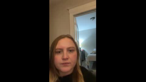 Snapshot of phatassblond chatting on January 14, 10:34 pm PhatAssBlond online show from January 14, 10:34 pm