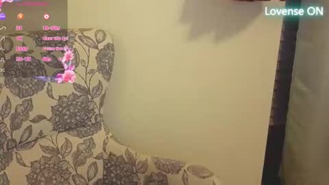 PhatAssBlond online show from April 5, 11:35 pm